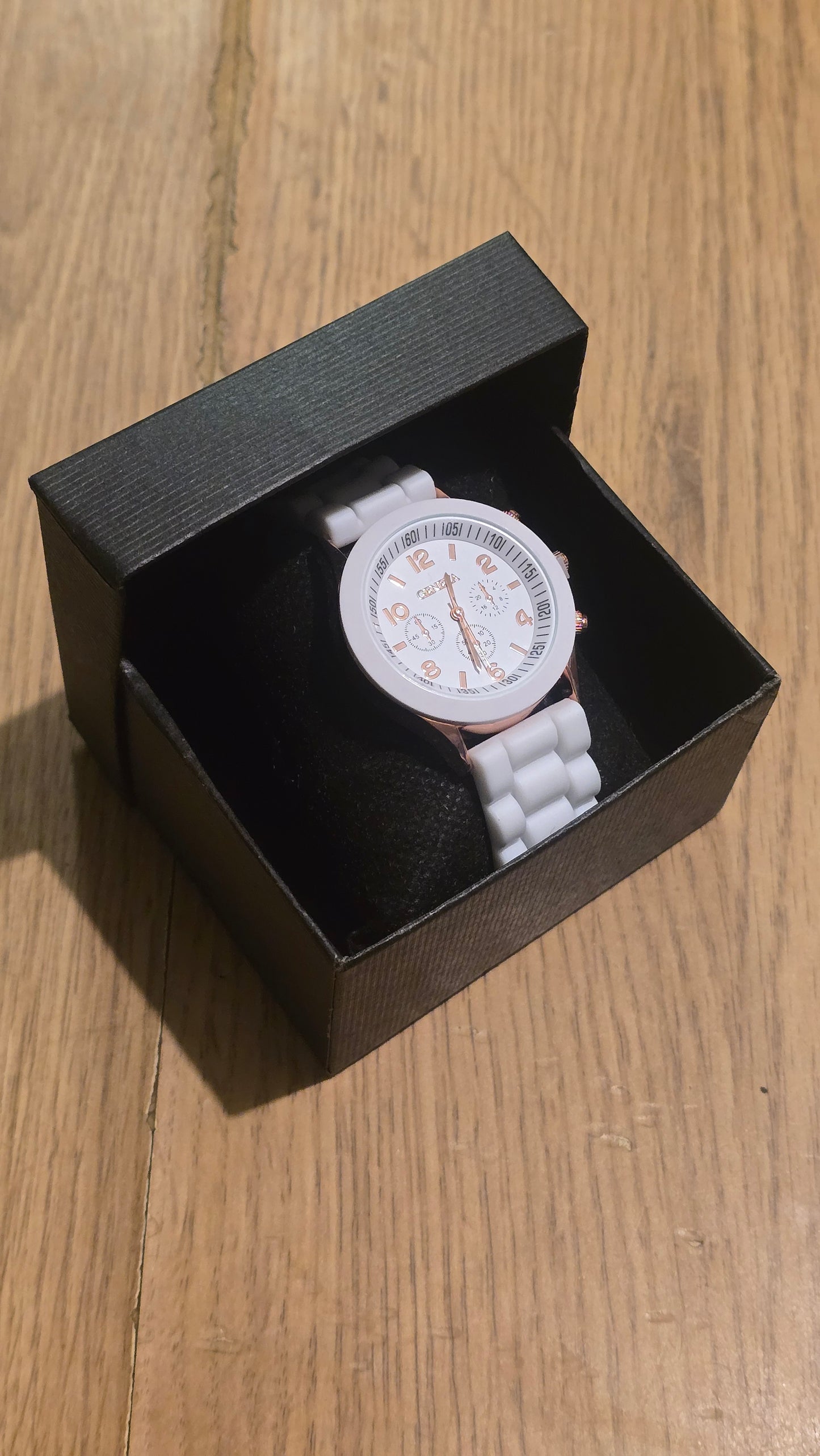 Geneva Ladies Quartz Watch - White - New