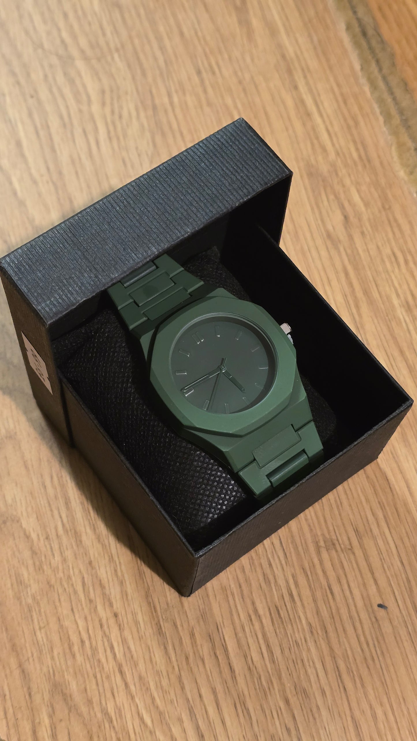 Mens / Unisex Green Quartz Watch - New