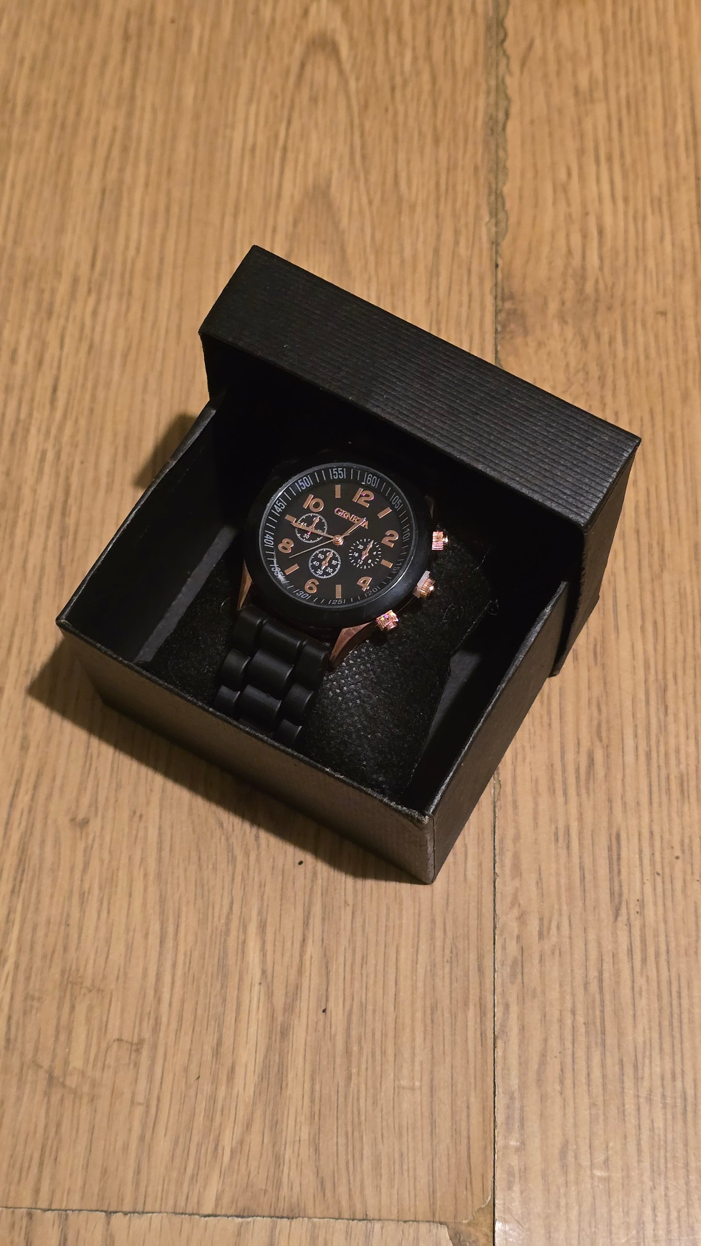Geneva Ladies Quartz Watch - Black - New
