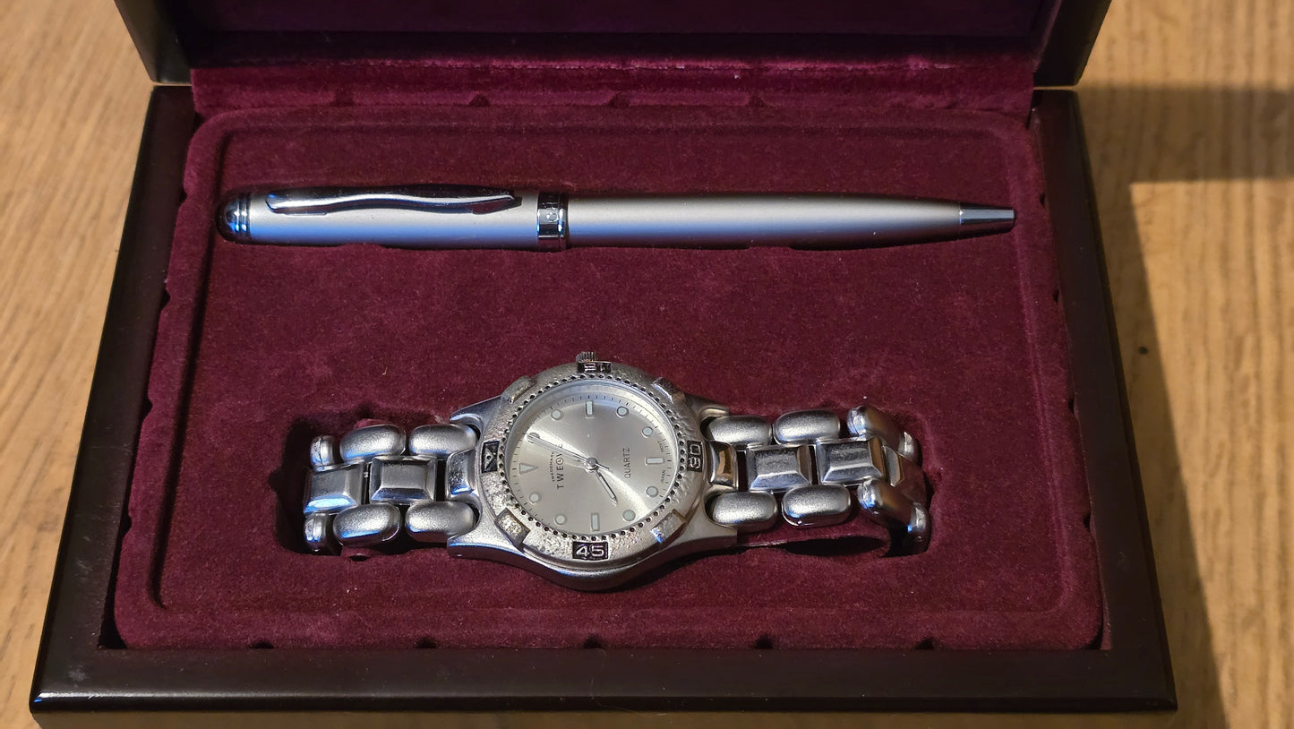 Trademark Twelve Mens Quartz Collection Watch and Pen set - New