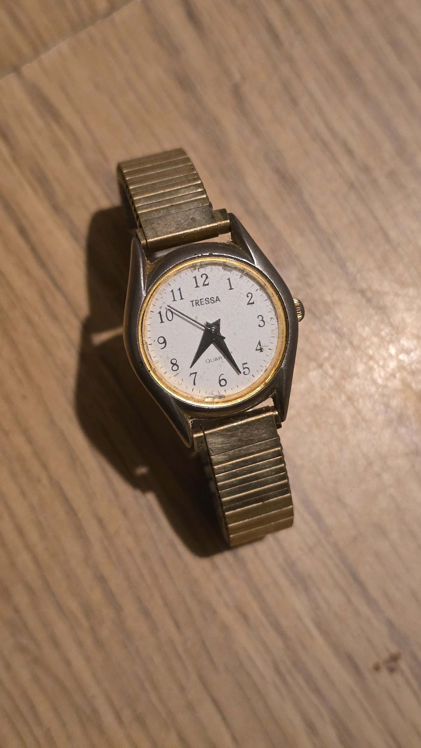 Tressa Vintage Ladies Quartz Watch - Pre-owned