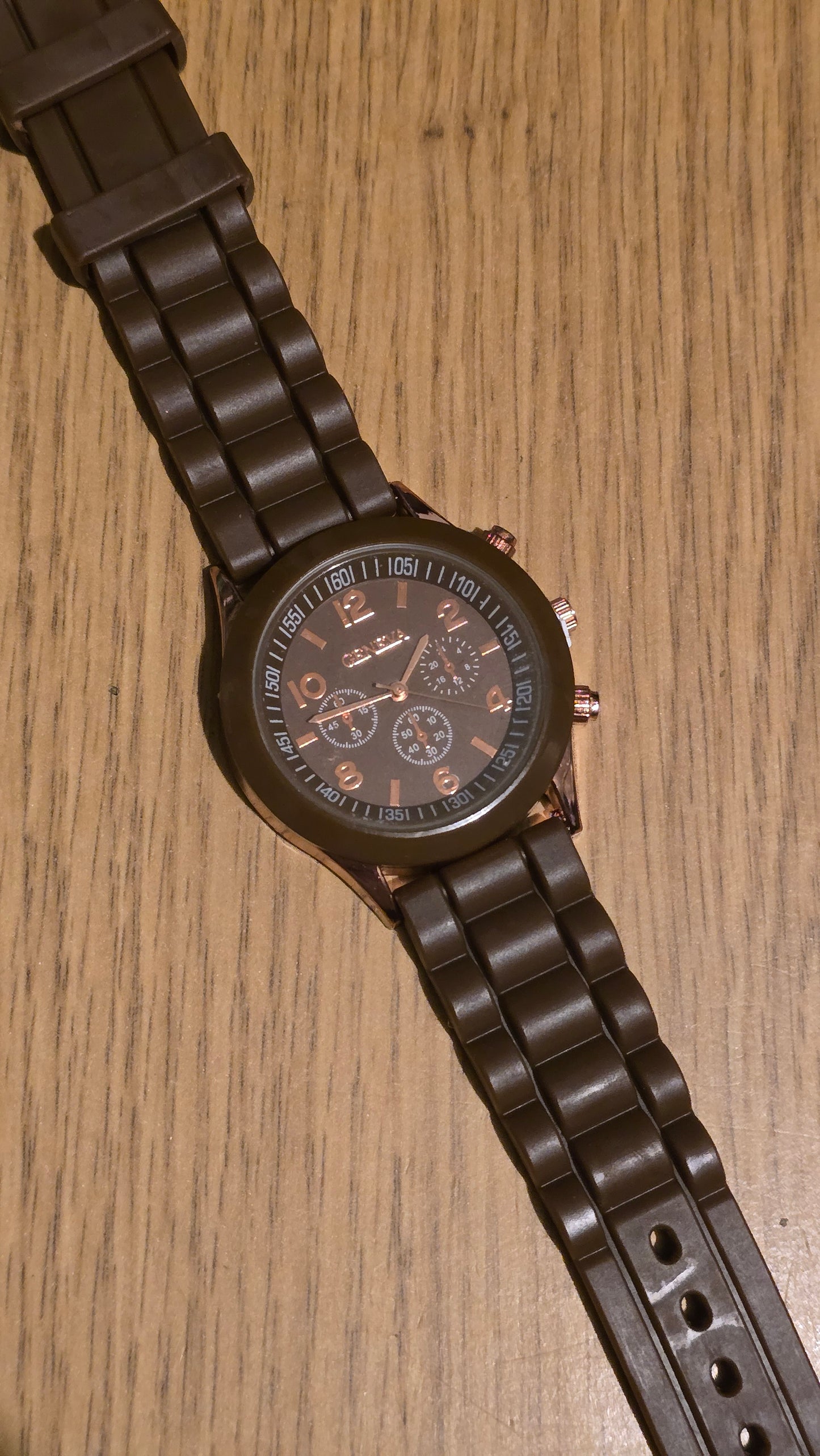 Geneva Ladies Quartz Watch - Brown - New