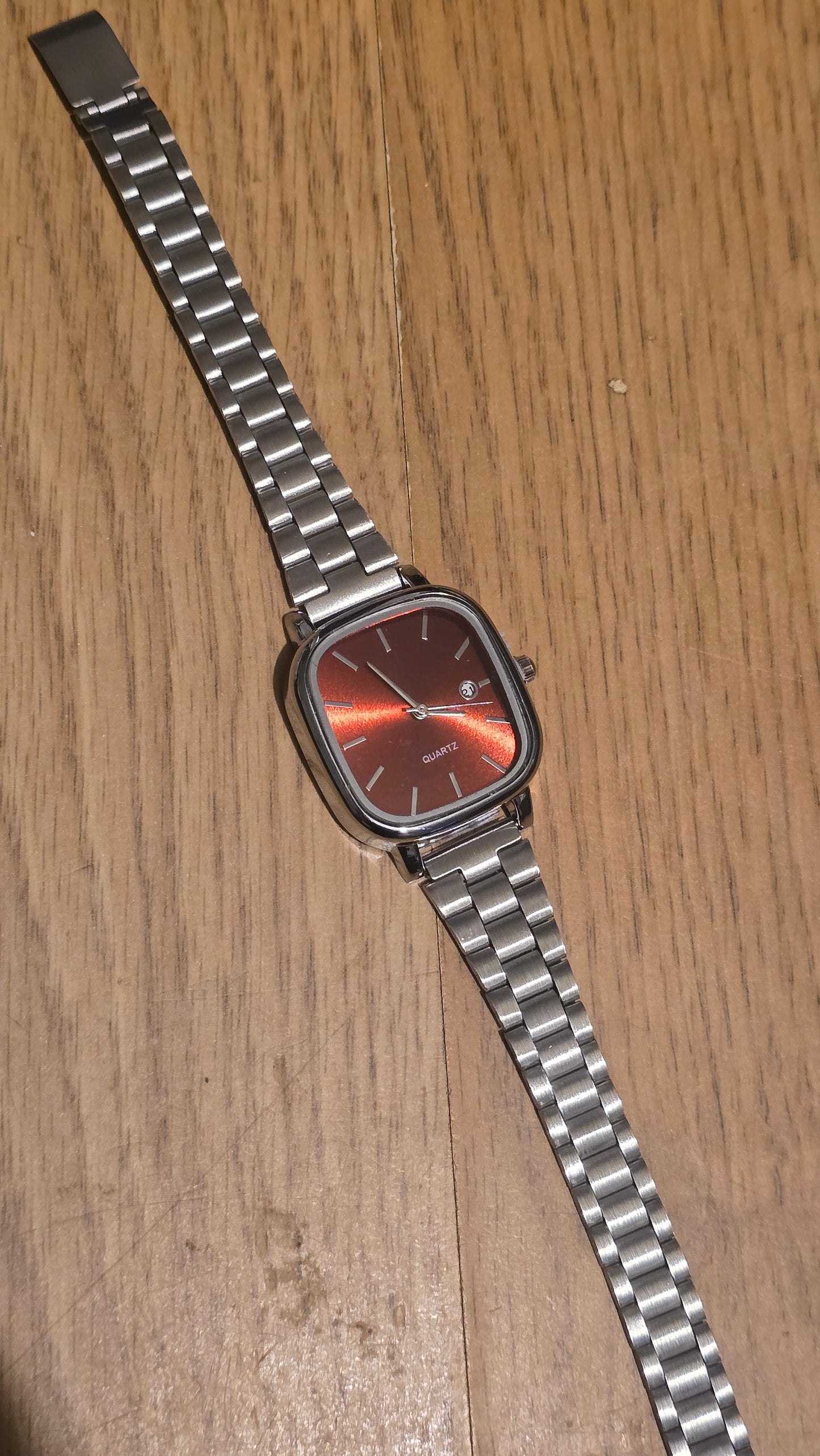 Ladies Quartz Watch - Red - New