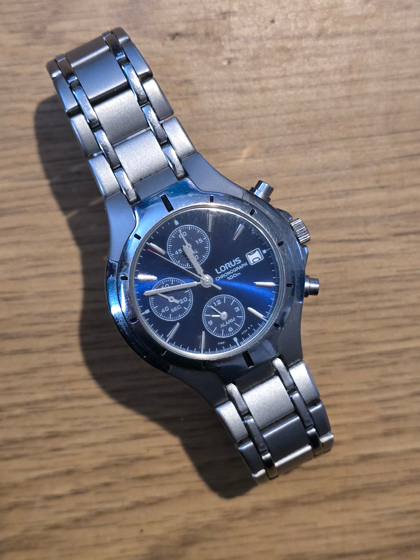 Lorus Mens Chronograph Quartz Watch - pre-owned - 1