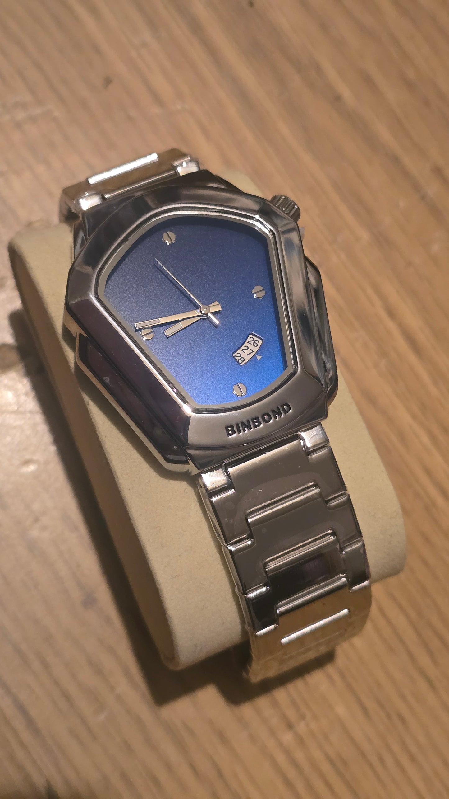 Binbond Mens Quartz Watch - New - 1