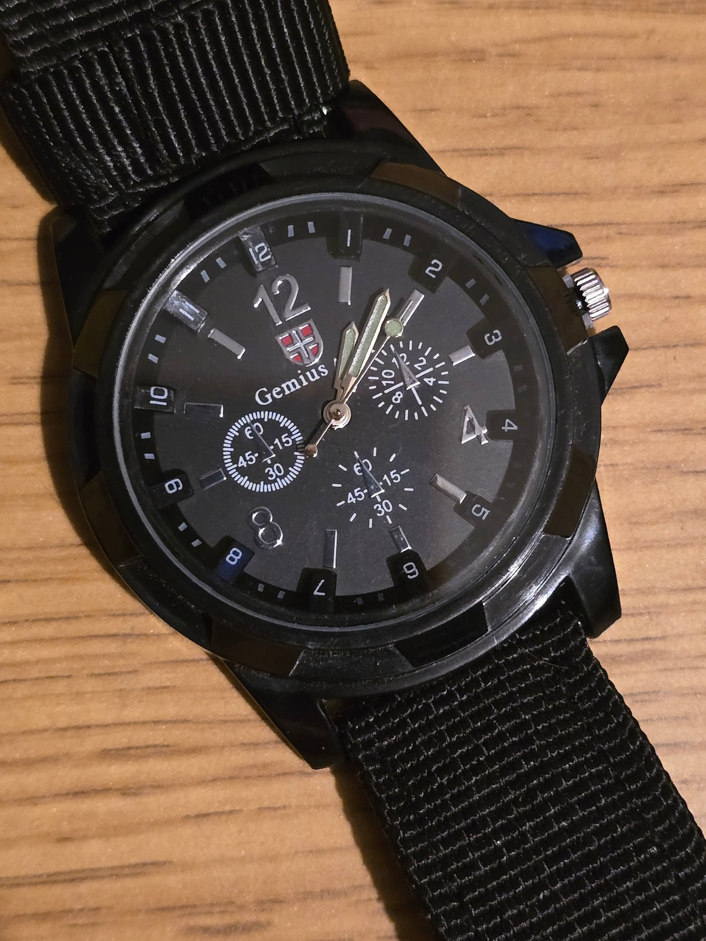 Gemius Army Unisex Quartz Watch - Black - New