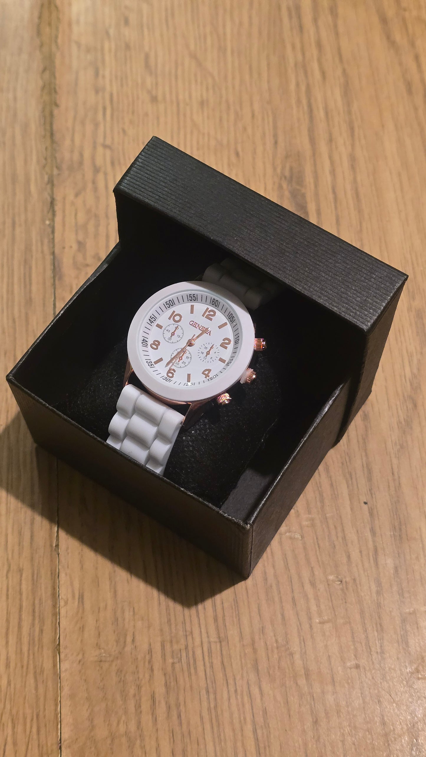Geneva Ladies Quartz Watch - White - New