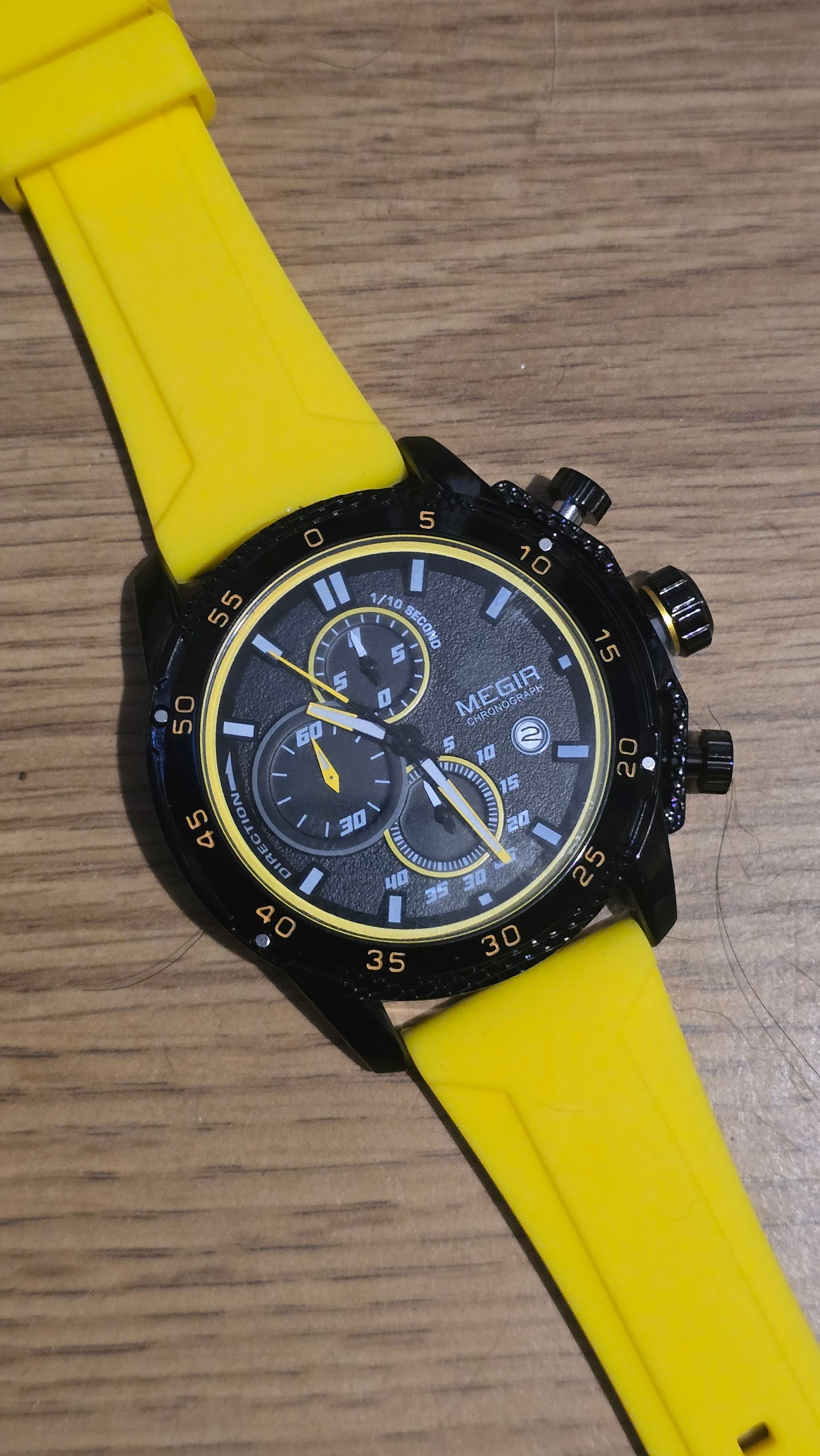 Megir Mens Chronograph Quartz Watch - New - Yellow - 1