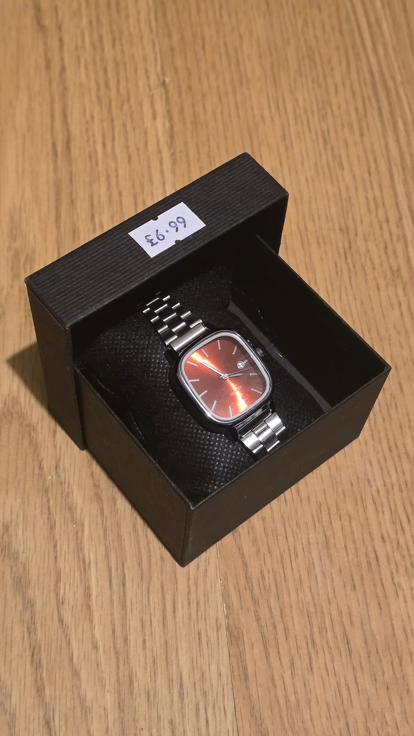Ladies Quartz Watch - Red - New