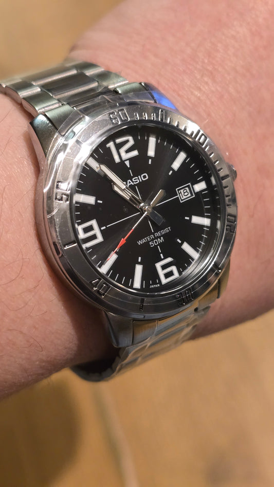 Casio MTP-VD01D Mens Quartz Watch - New