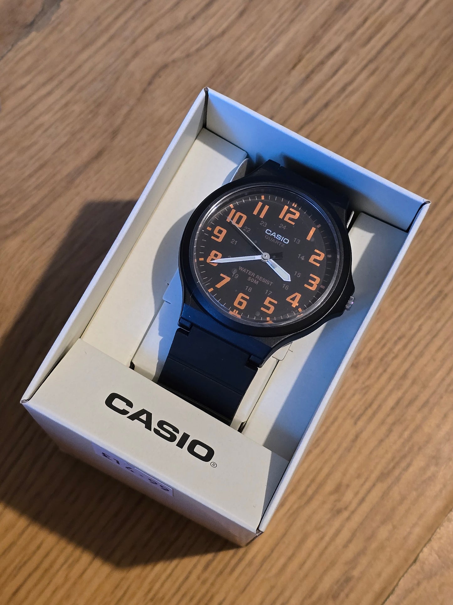 Casio MW-240-4BVEF Mens Quartz Watch