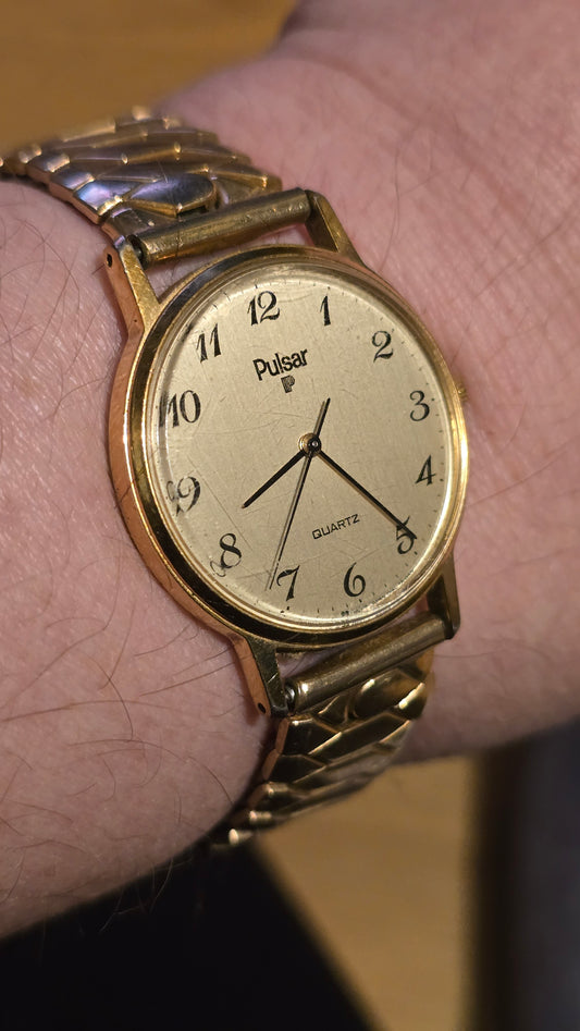 Pulsar Ladies / Unisex Gold Coloured Quartz Watch - Pre-owned