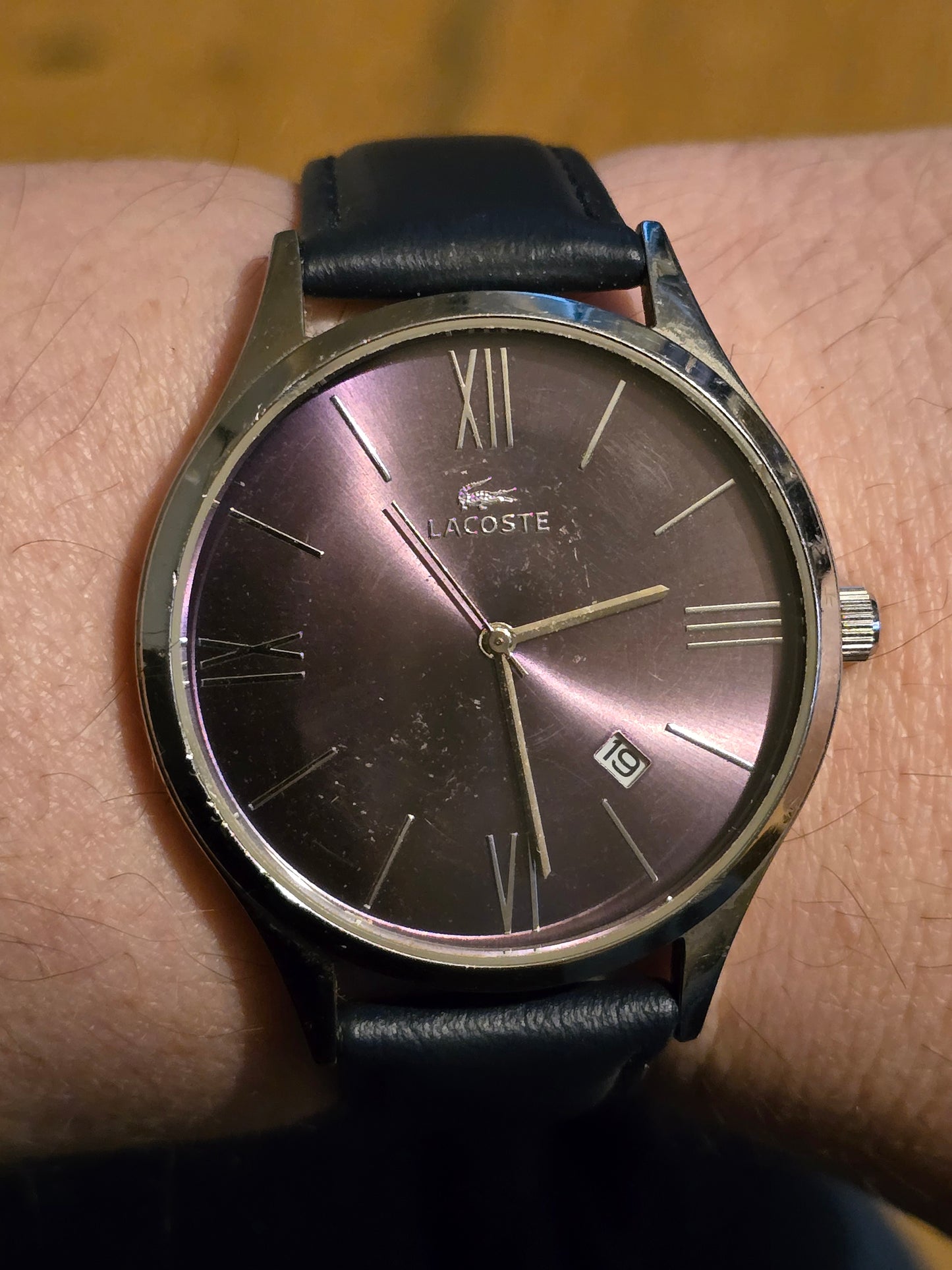 Lacoste 2300G Mens / Unisex Quartz Watch - Pre-owned - 1