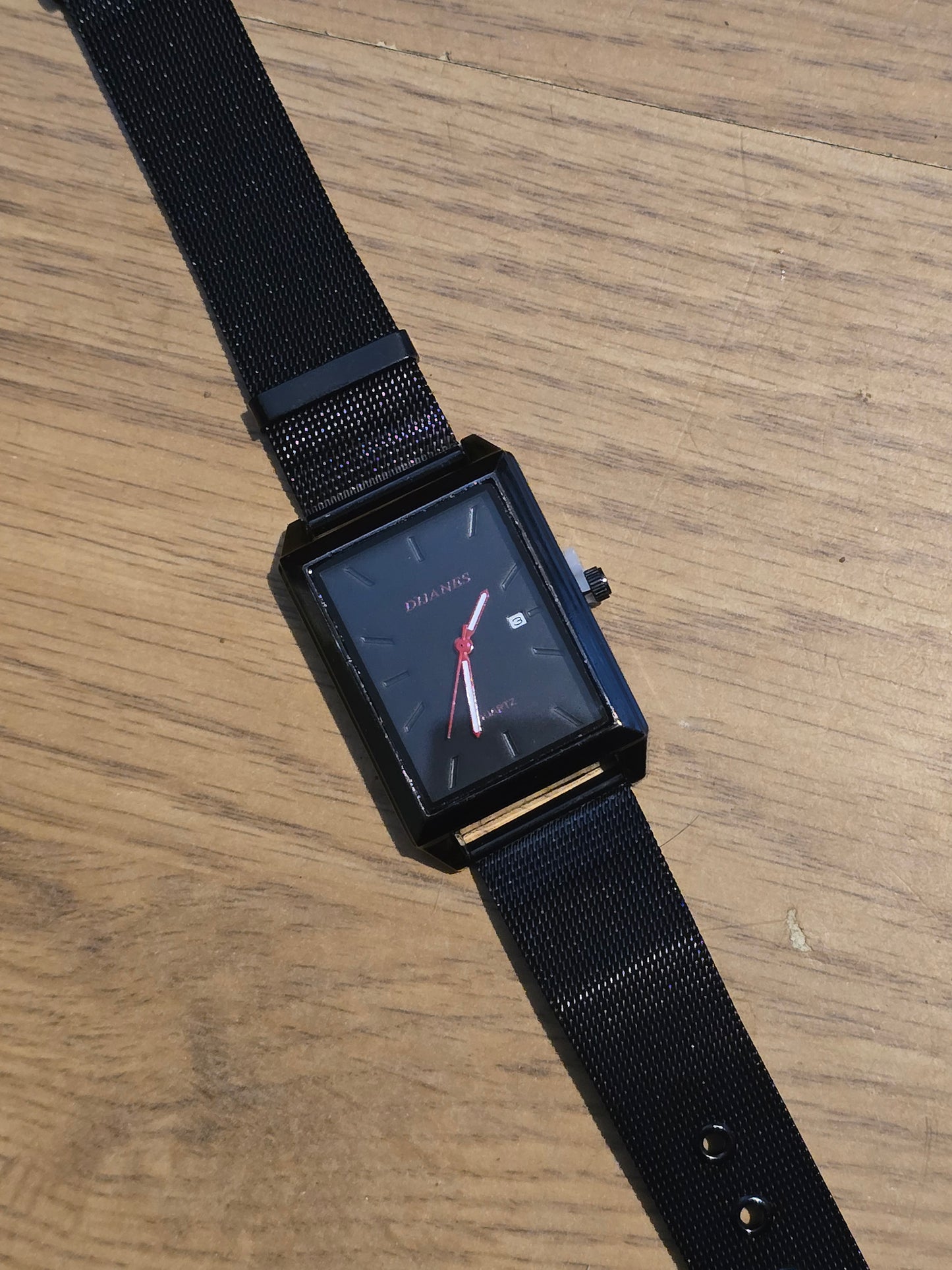 Dijanes Ladies / Unisex Quartz Watch - New