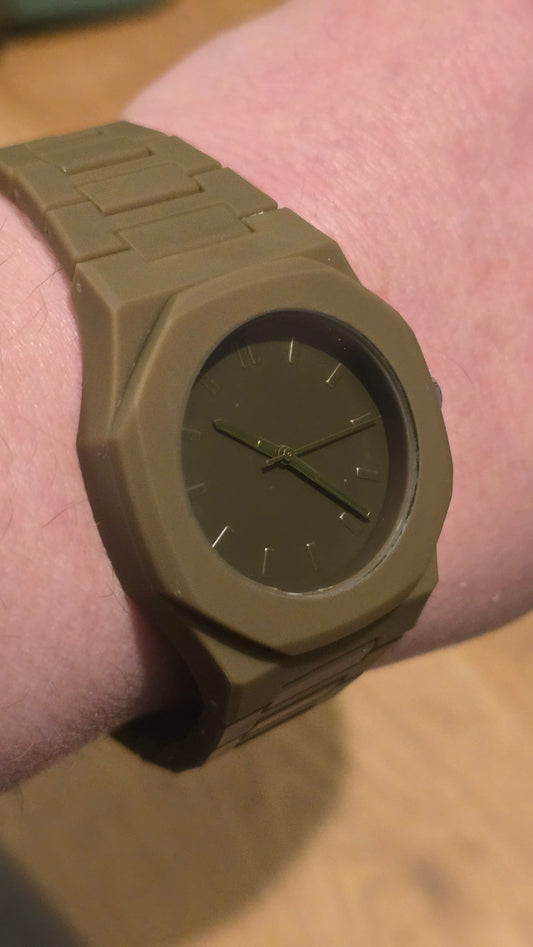 Mens / Unisex Khaki Quartz Watch - New